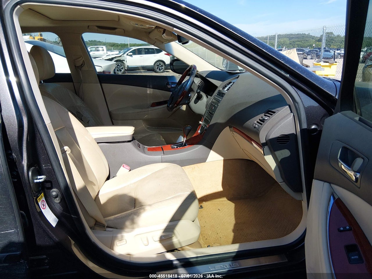 2011 LEXUS ES 350   · 5/11