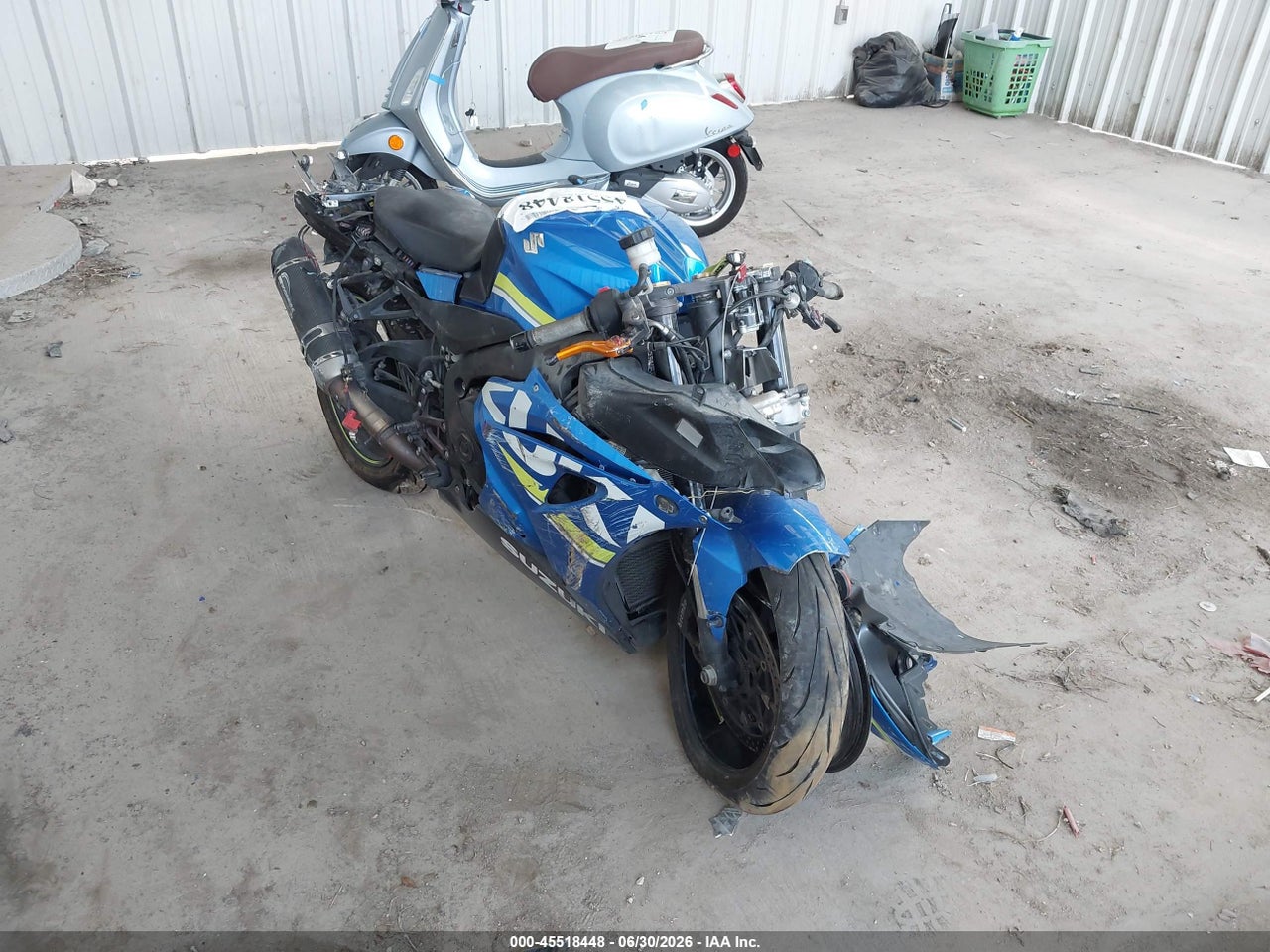 JS1DM11BXH2****** · 2017 SUZUKI GSX-R1000