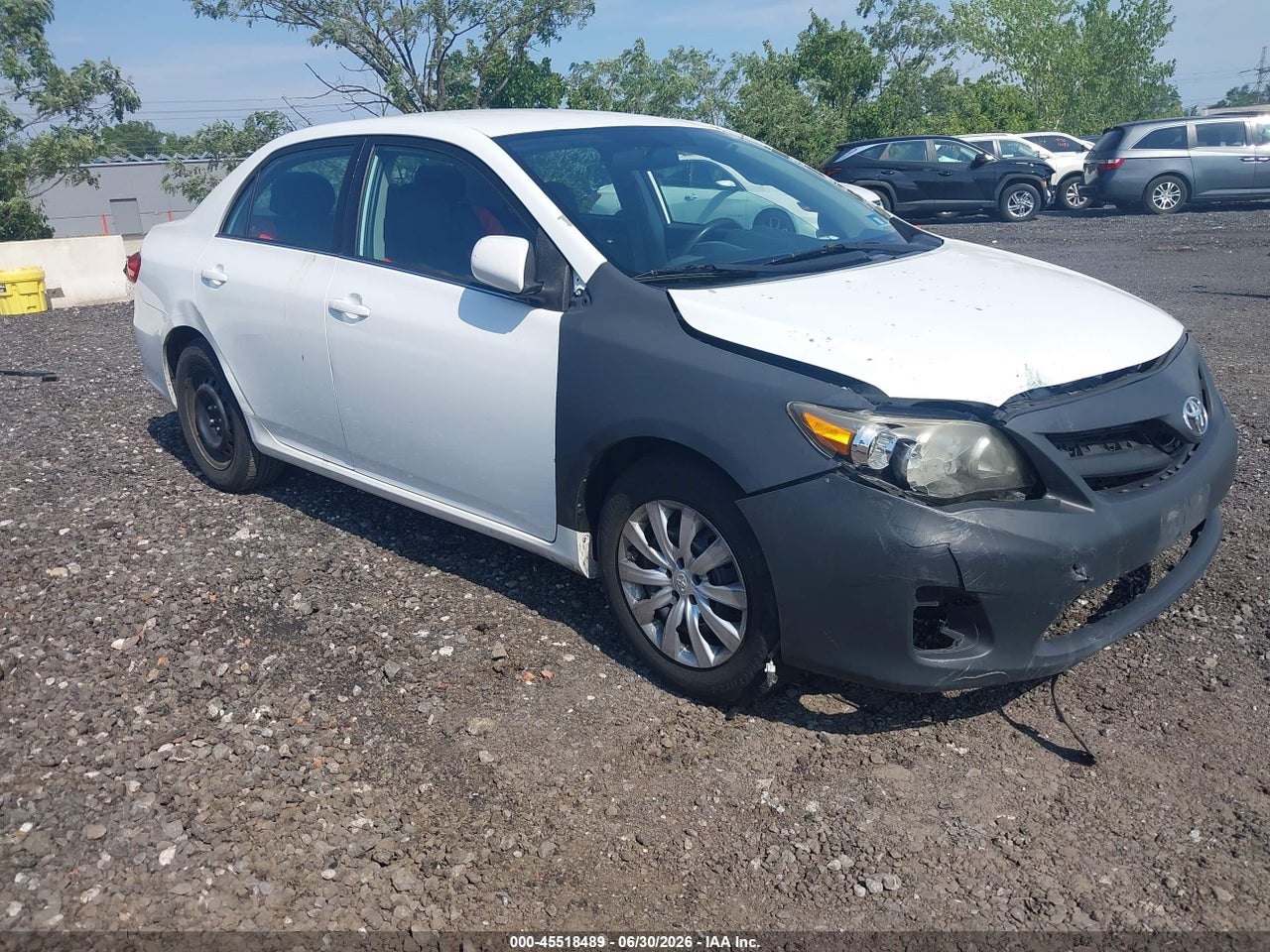 5YFBU4EE1DP****** · 2013 TOYOTA COROLLA LE