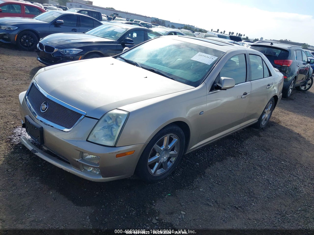 2005 CADILLAC STS V6 · 2/4