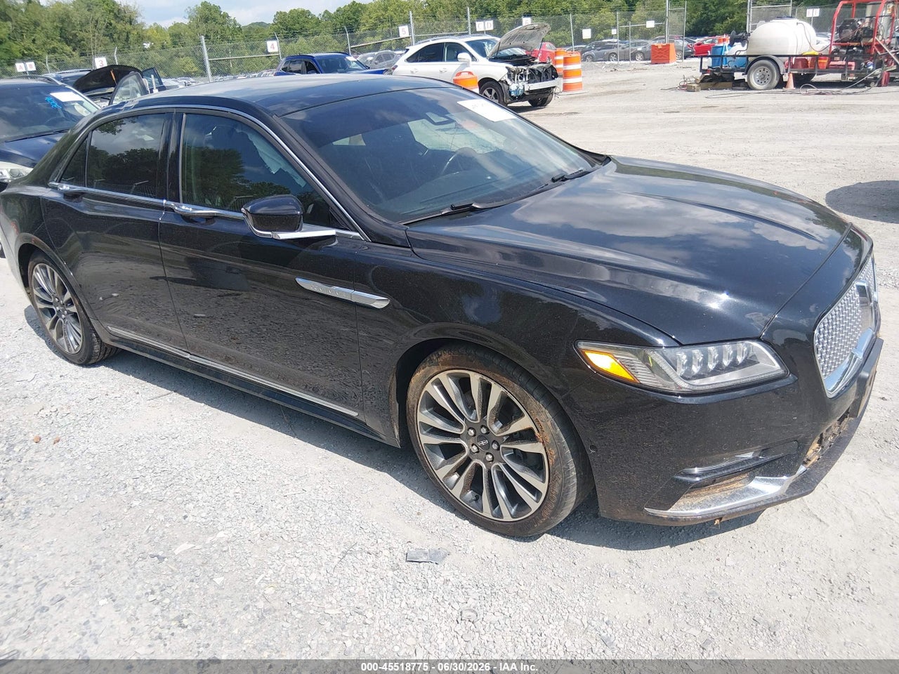 1LN6L9NC2H5****** · 2017 LINCOLN CONTINENTAL RESERVE
