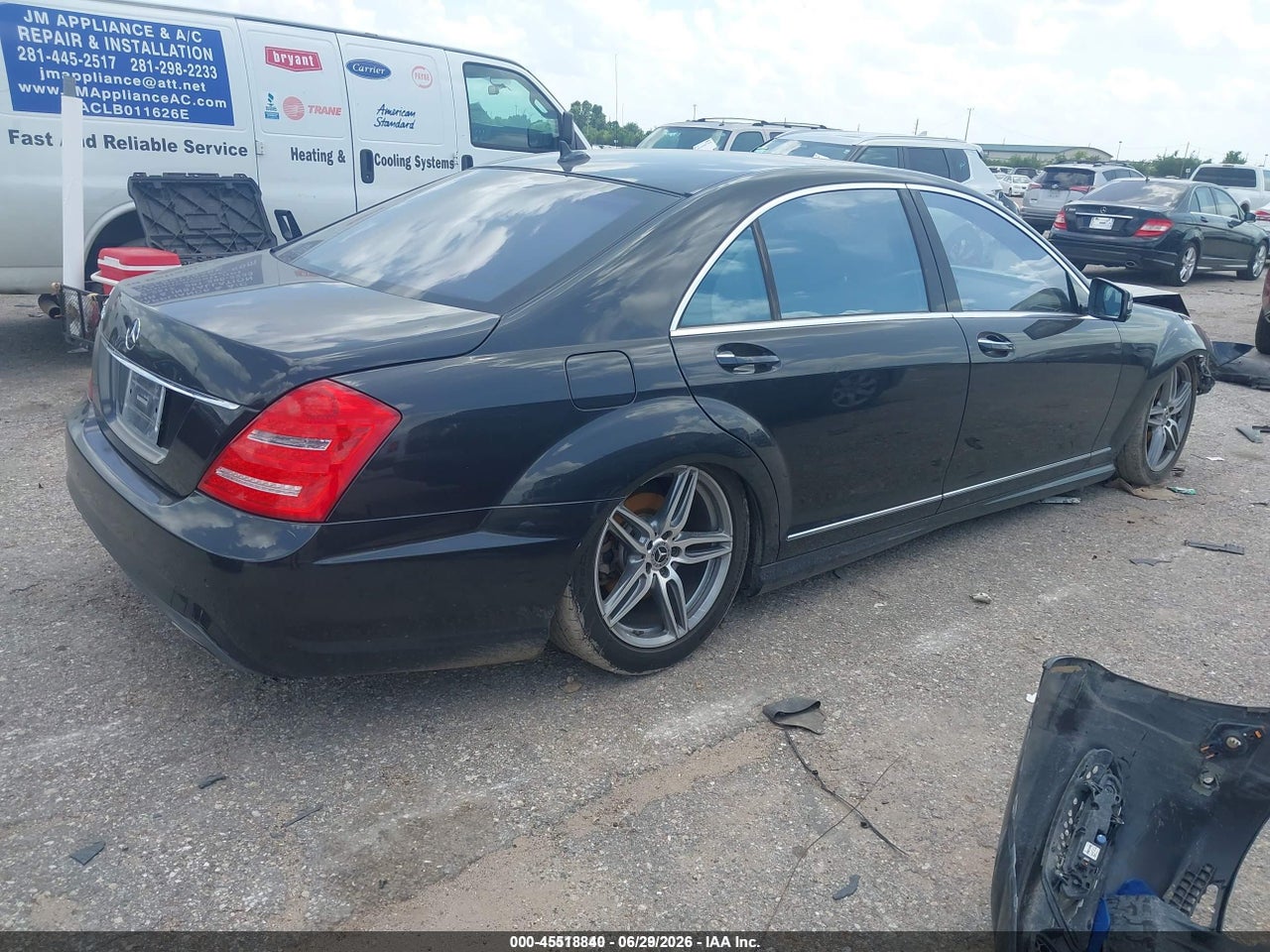2013 MERCEDES-BENZ S 550   · 4/10