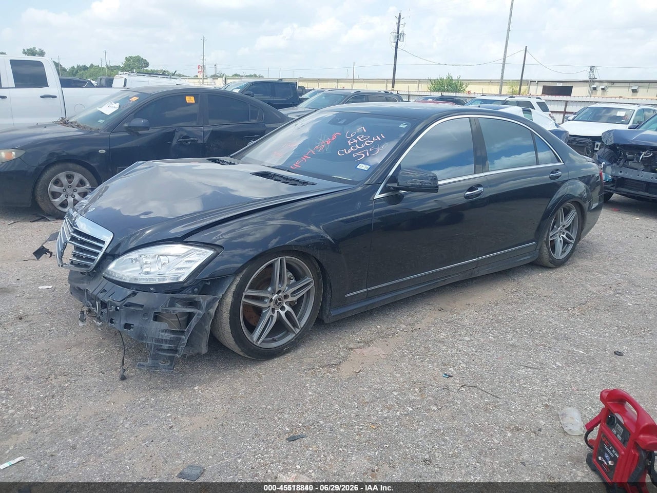 2013 MERCEDES-BENZ S 550   · 2/10