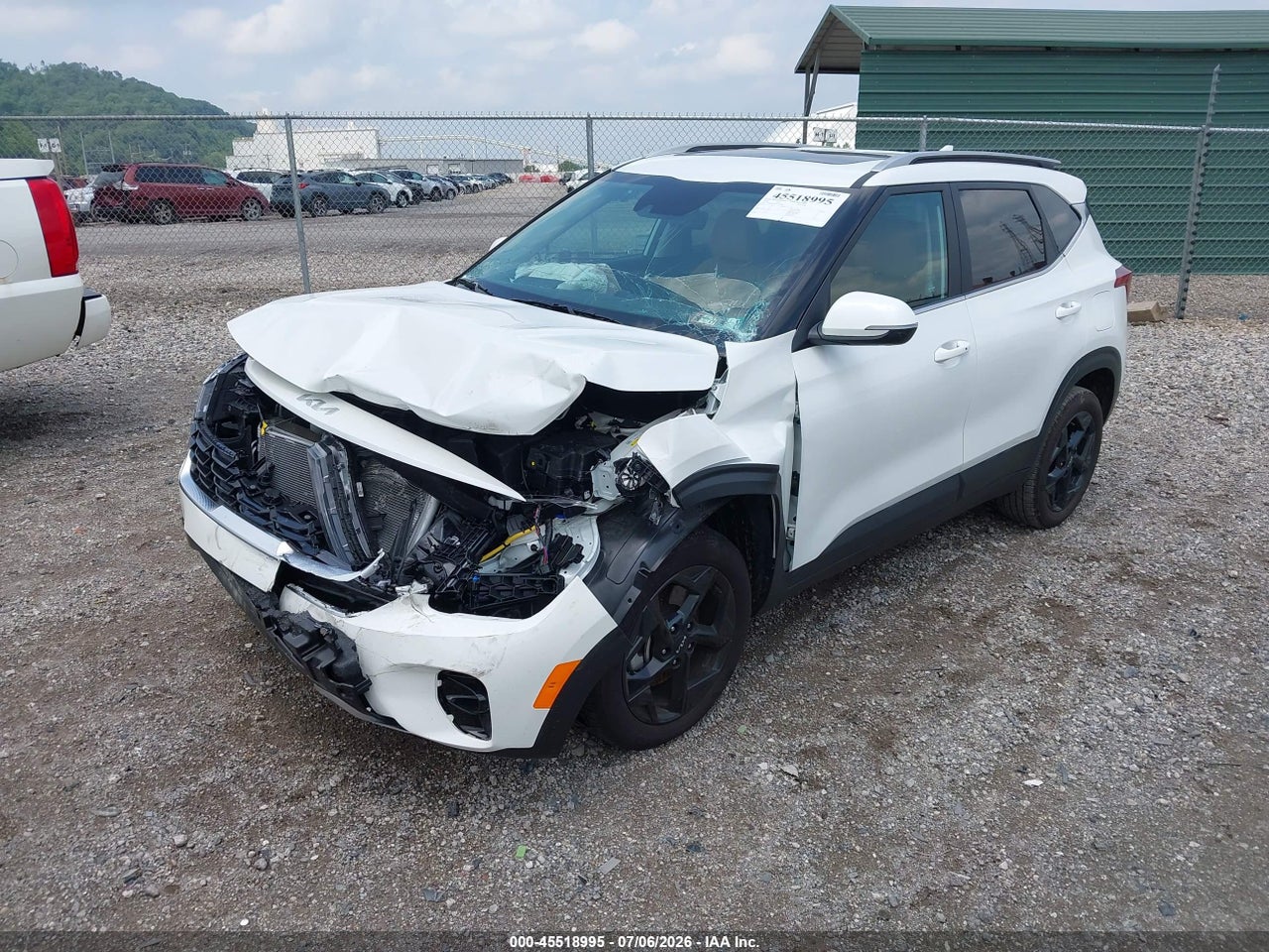 2026 KIA SELTOS EX · 2/11