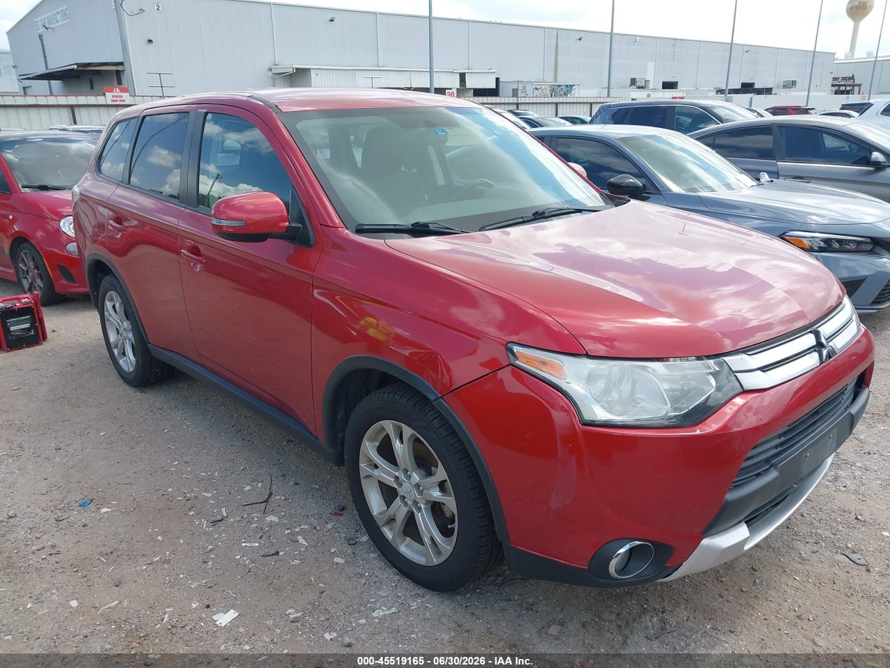 JA4AD3A39FZ****** · 2015 MITSUBISHI OUTLANDER SE