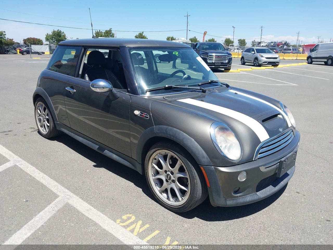 WMWRE33556T****** · 2006 MINI COOPER S