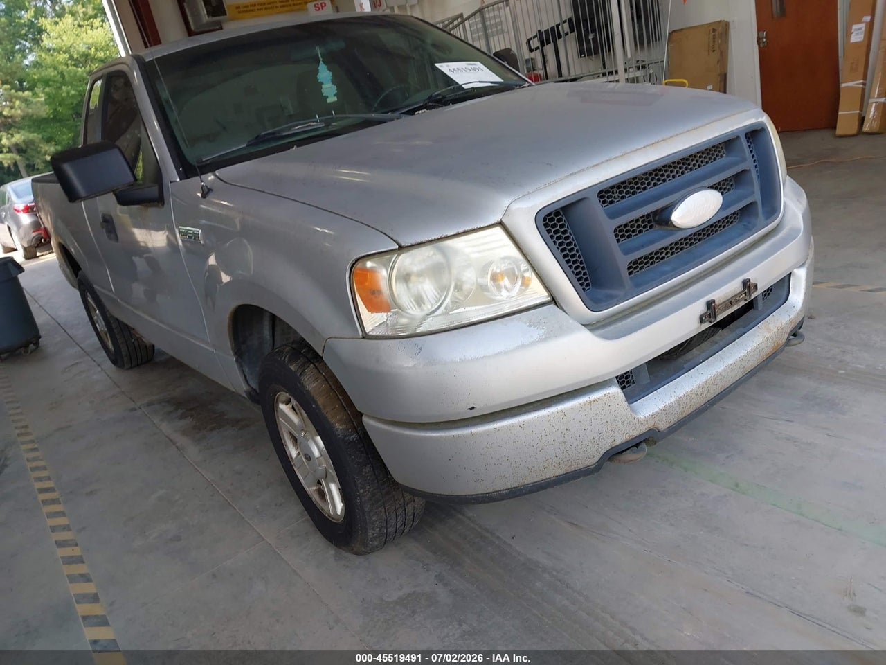 1FTRF12245N****** · 2005 FORD F-150 STX/XL/XLT