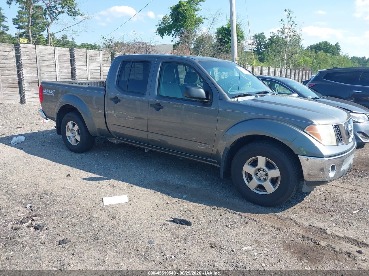 1N6AD09W37C****** · 2007 NISSAN FRONTIER SE
