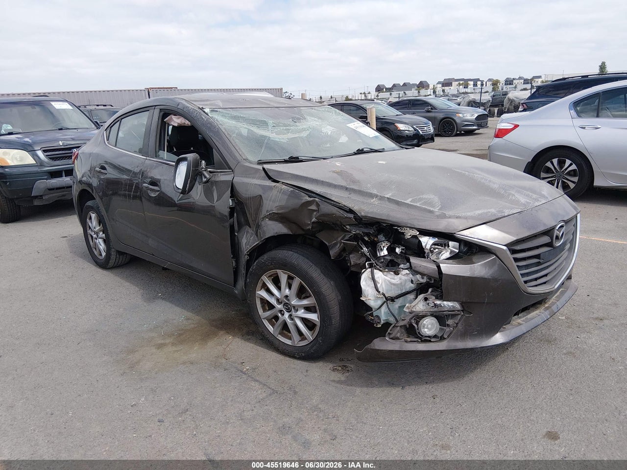 JM1BM1X77G1****** · 2016 MAZDA MAZDA3 I GRAND TOURING