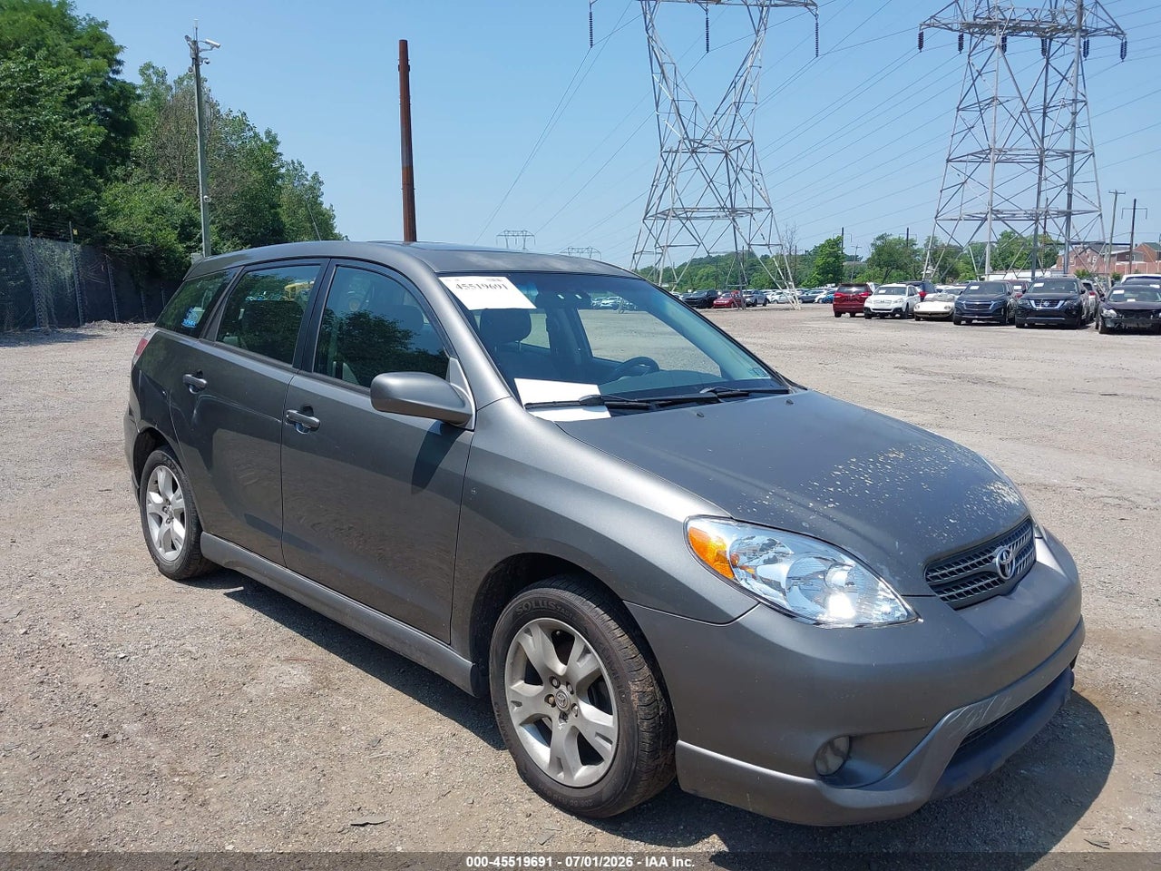 2T1KR32E75C****** · 2005 TOYOTA MATRIX XR