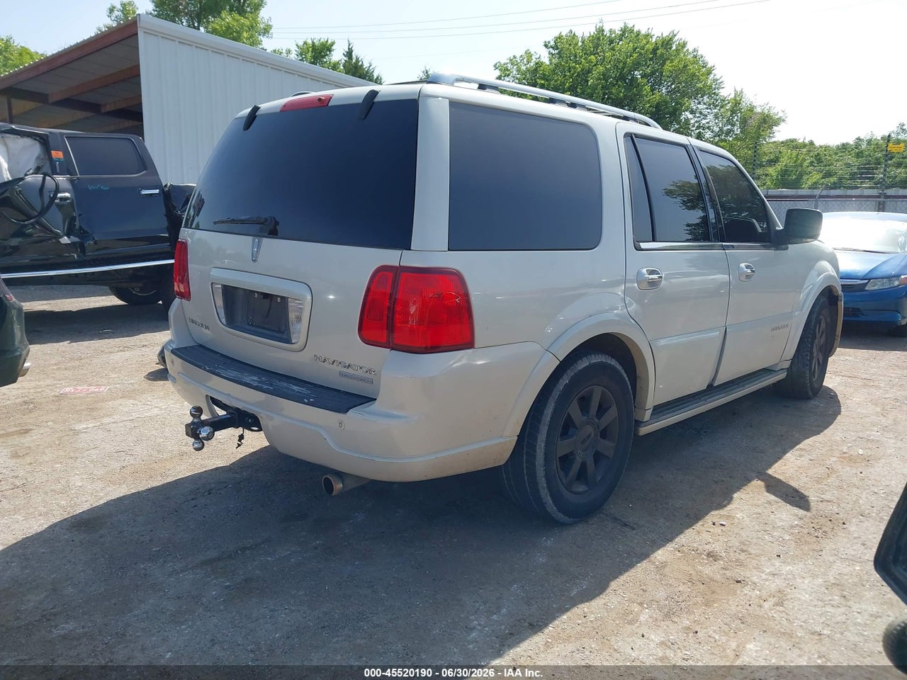 2006 LINCOLN NAVIGATOR LUXURY/ULTIMATE · 4/10