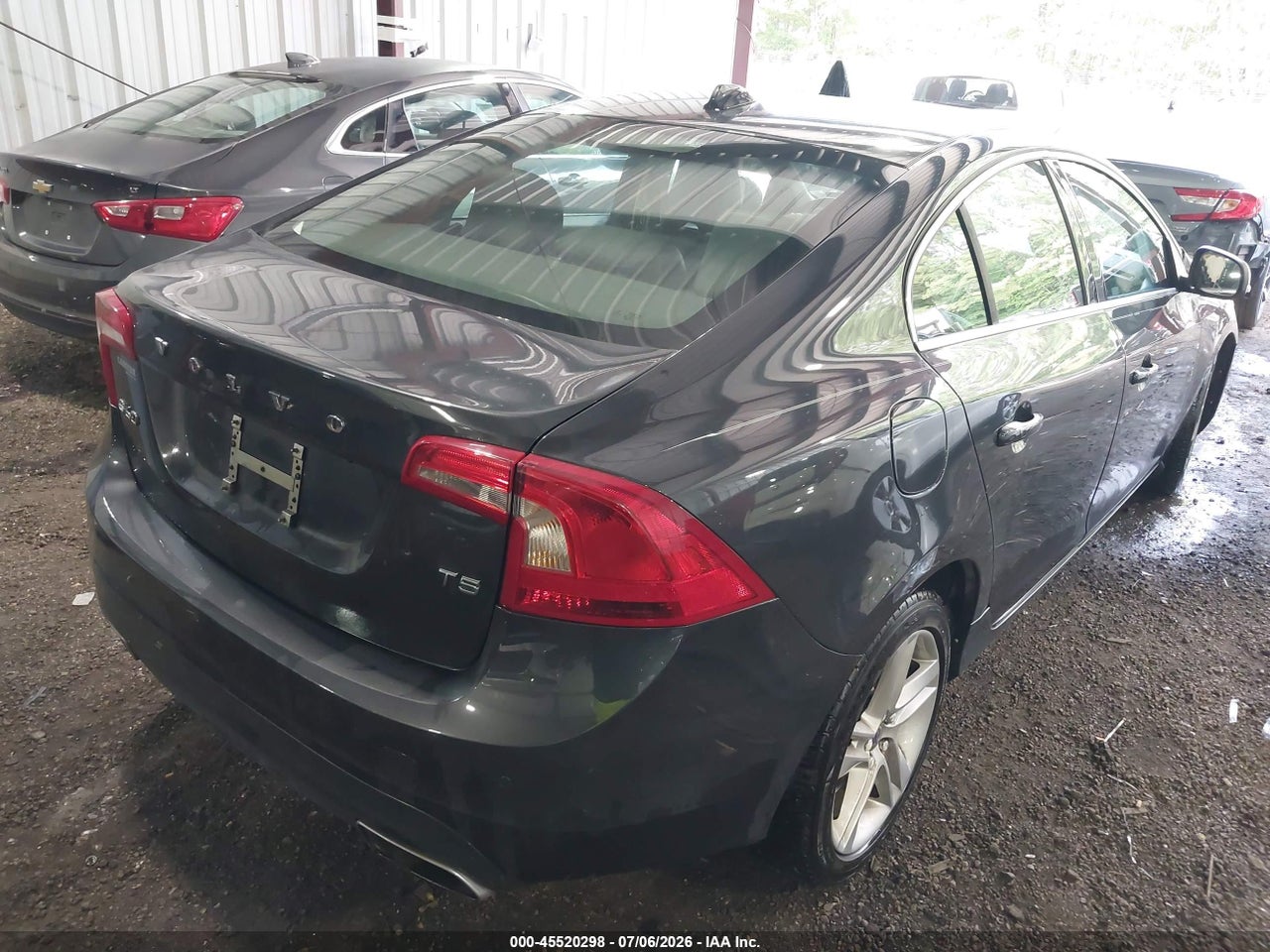 2015 VOLVO S60 T5 PLATINUM · 4/11