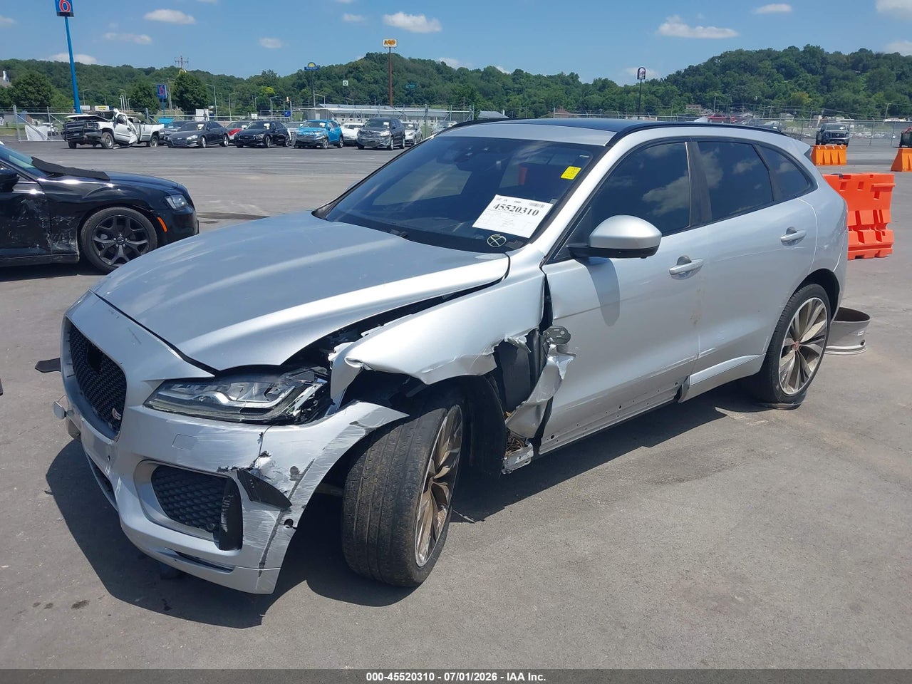 2018 JAGUAR F-PACE S · 2/10