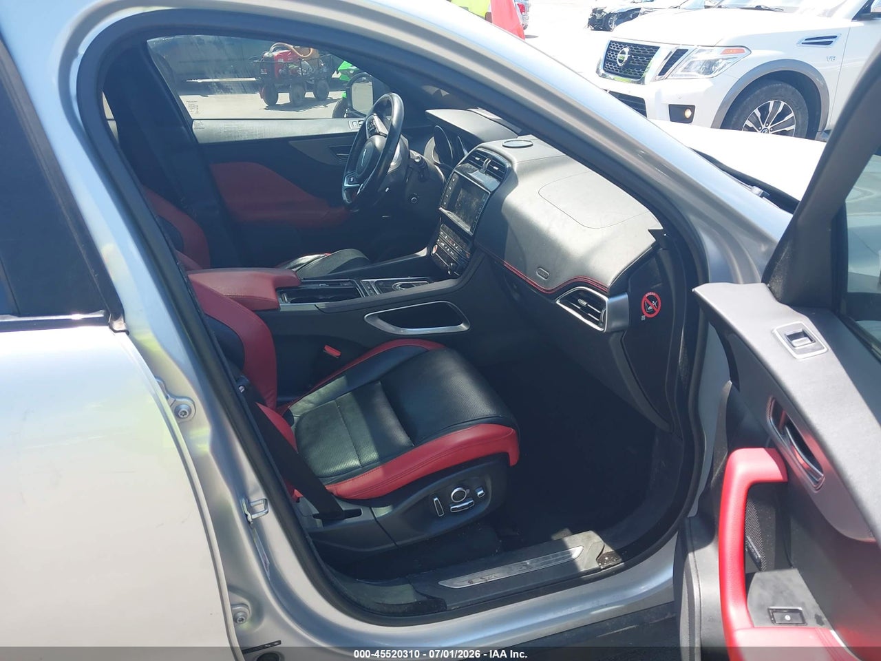 2018 JAGUAR F-PACE S · 5/10