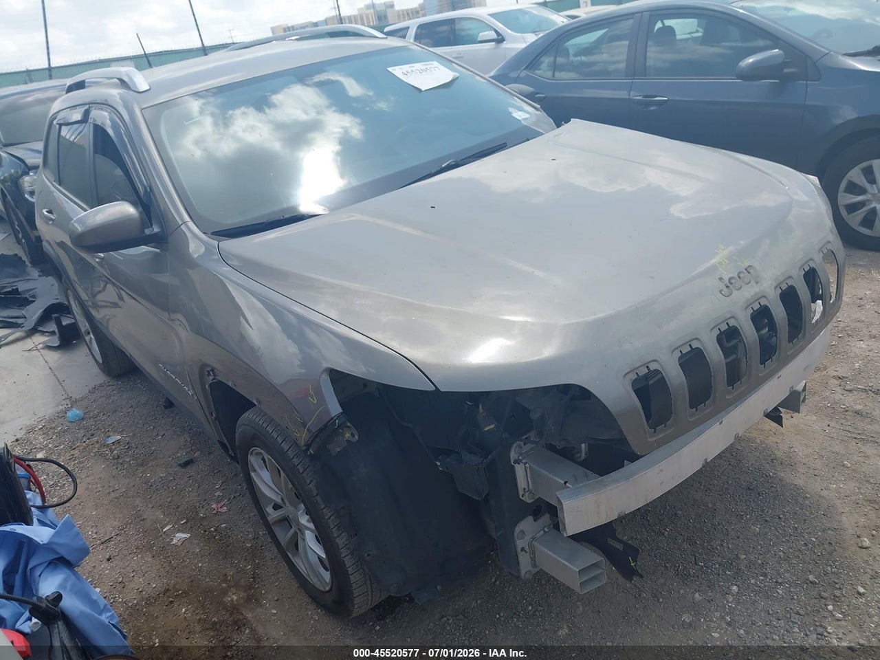 1C4PJLCB3LD****** · 2020 JEEP CHEROKEE LATITUDE FWD