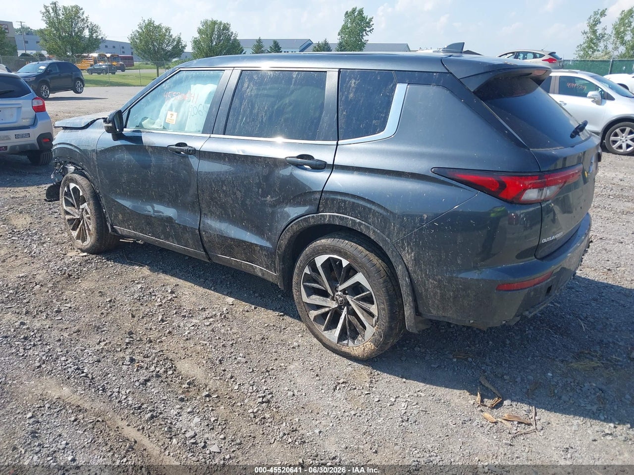 JA4J4VA80RZ****** · 2024 MITSUBISHI OUTLANDER   · 3/11