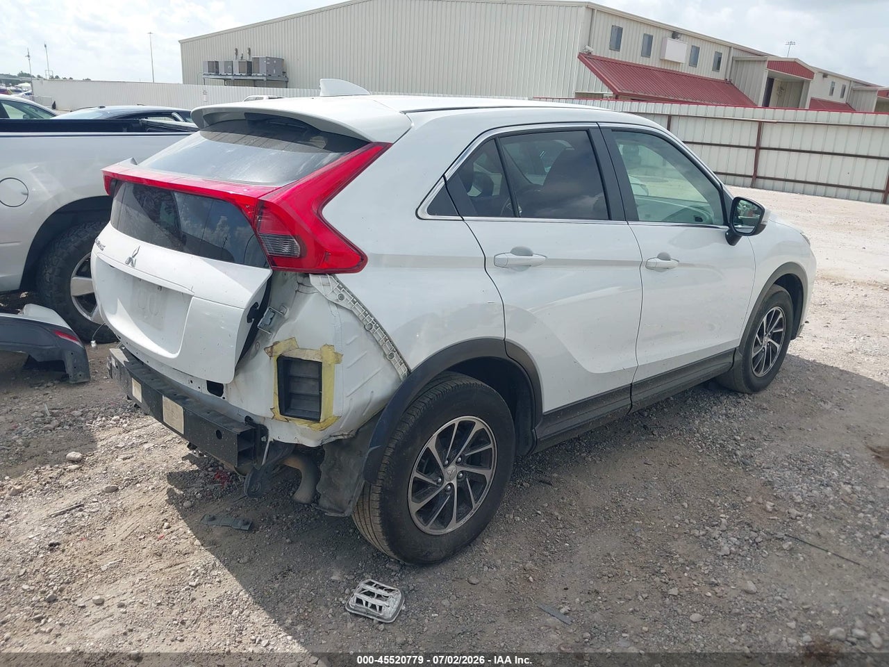 2020 MITSUBISHI ECLIPSE CROSS ES 1.5T · 4/11