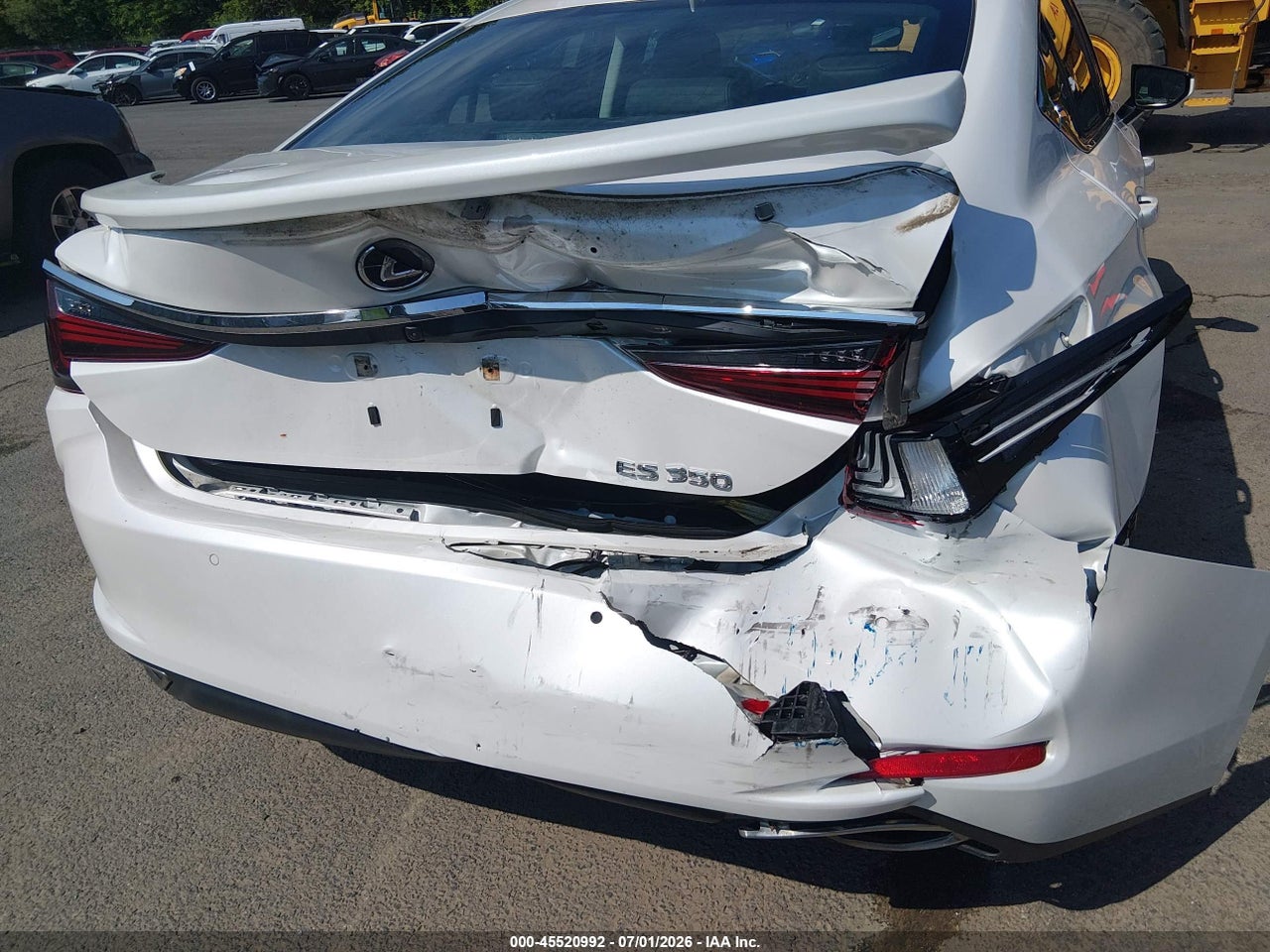 2022 LEXUS ES 350   · 6/11