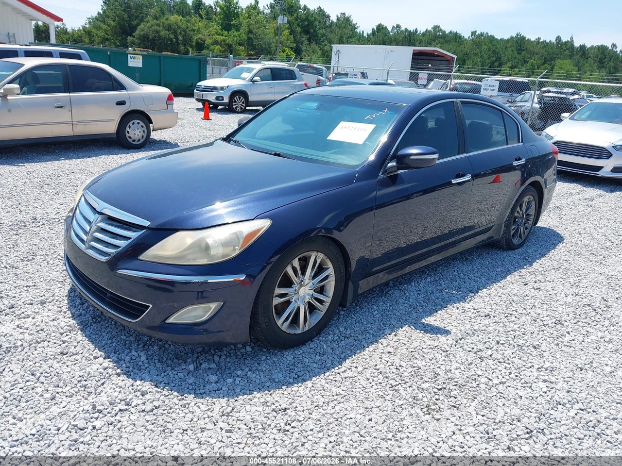 2013 HYUNDAI GENESIS 3.8 · 2/11