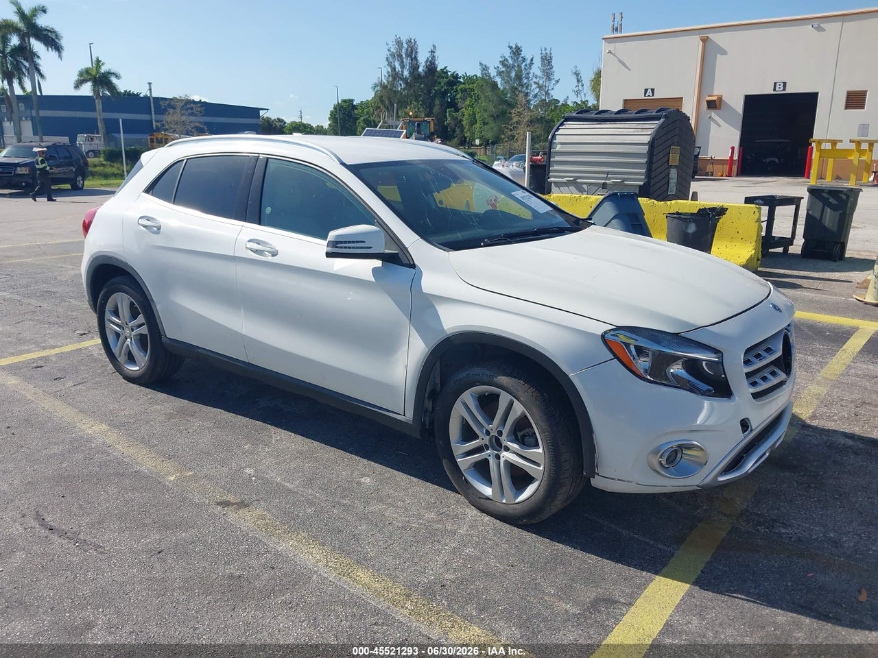 WDCTG4EB7LJ****** · 2020 MERCEDES-BENZ GLA 250