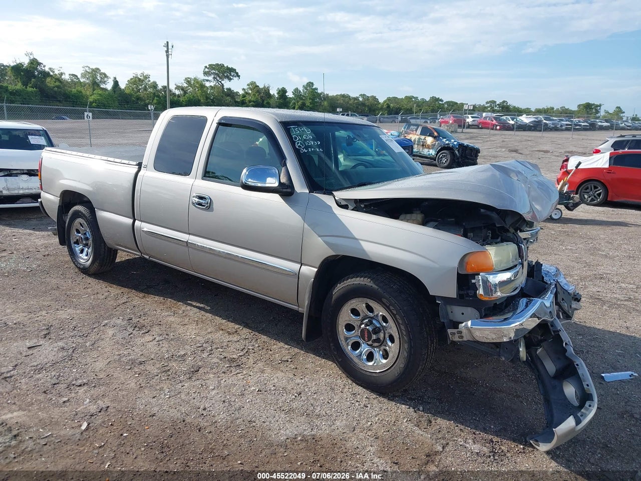 1GTEC19Z55Z****** · 2005 GMC SIERRA 1500 SLE