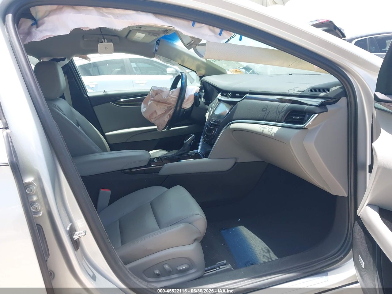 2017 CADILLAC XTS LUXURY · 5/10
