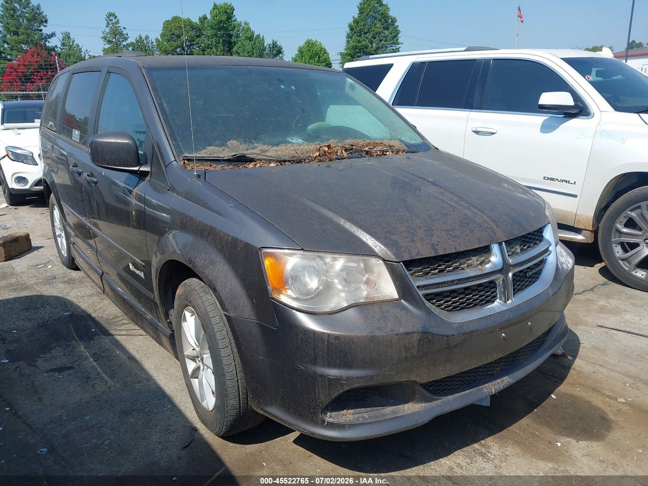 2C4RDGCG3FR****** · 2015 DODGE GRAND CARAVAN SXT