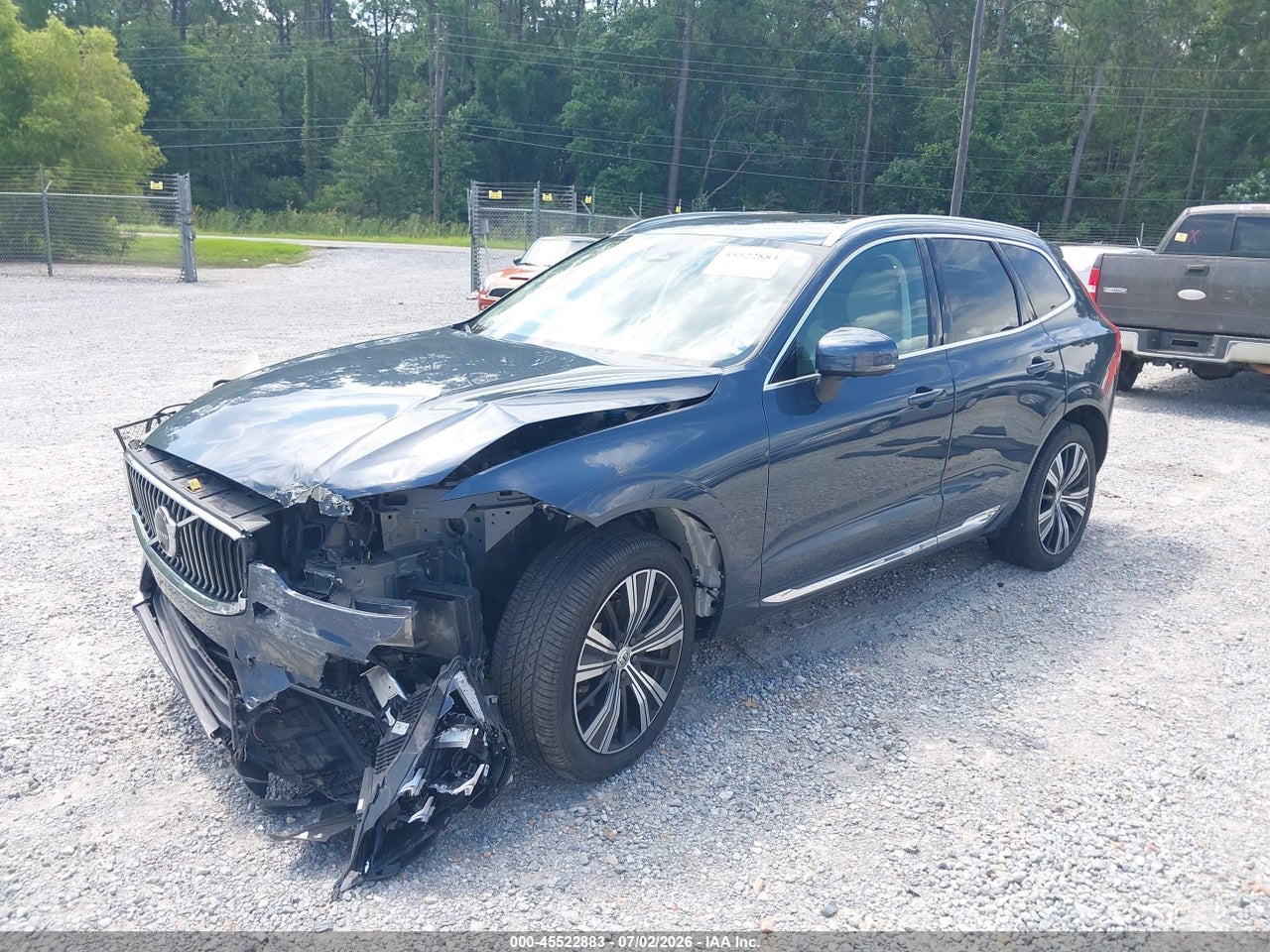 2022 VOLVO XC60 B5 INSCRIPTION · 2/11