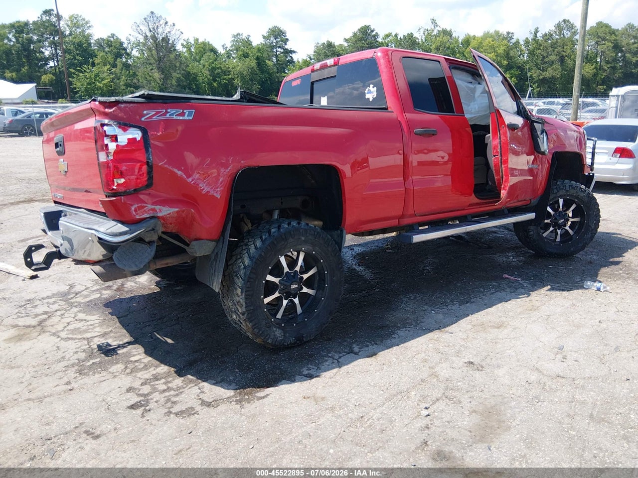 2014 CHEVROLET SILVERADO 1500 LT · 4/11