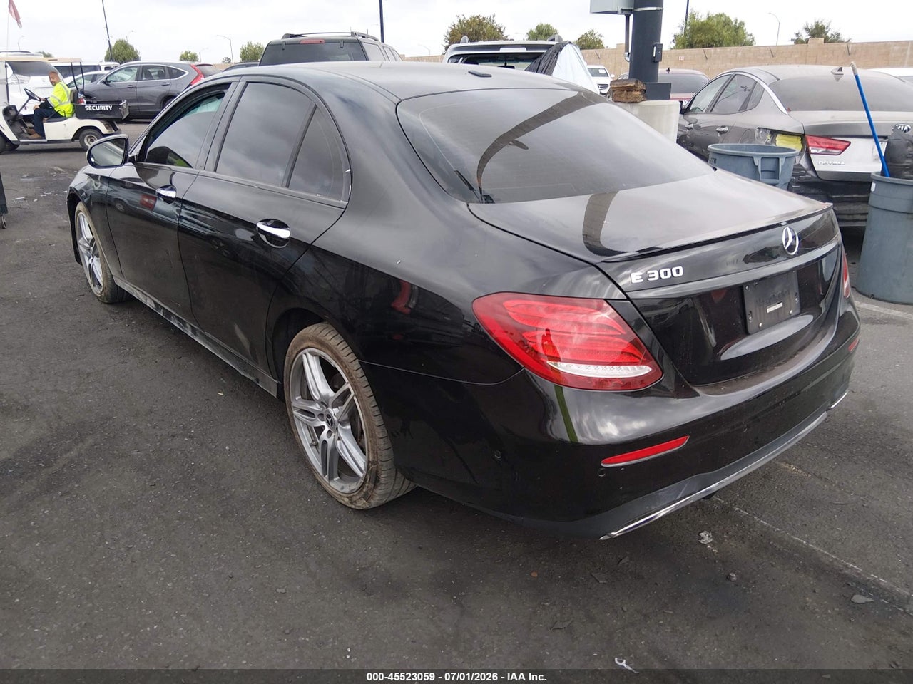 2018 MERCEDES-BENZ E 300   · 3/11