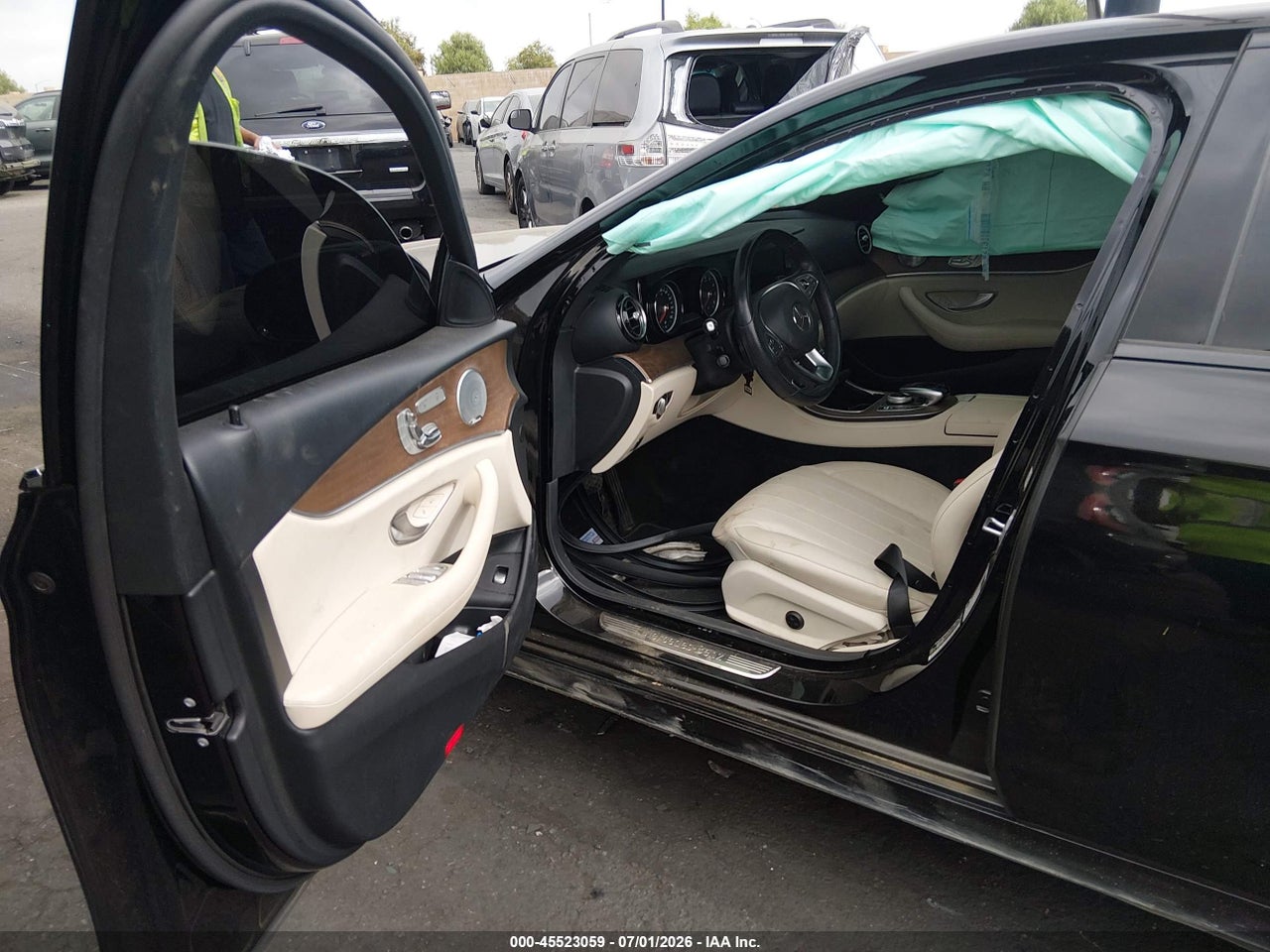 2018 MERCEDES-BENZ E 300   · 5/11