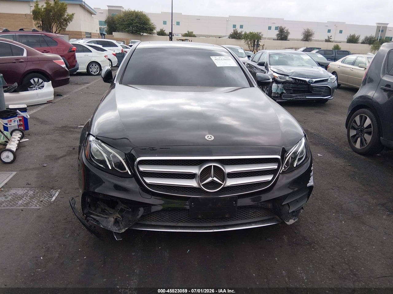 2018 MERCEDES-BENZ E 300   · 6/11
