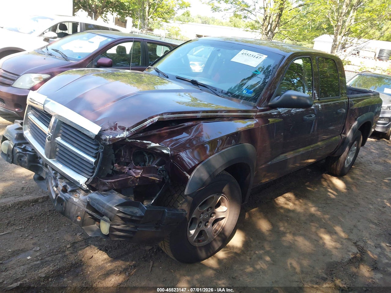 2005 DODGE DAKOTA SLT · 2/11