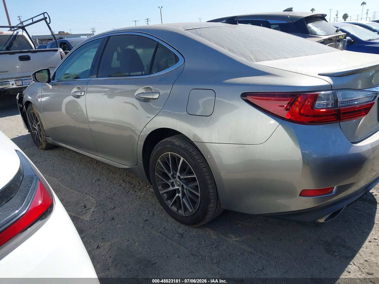2017 LEXUS ES 350   · 3/11