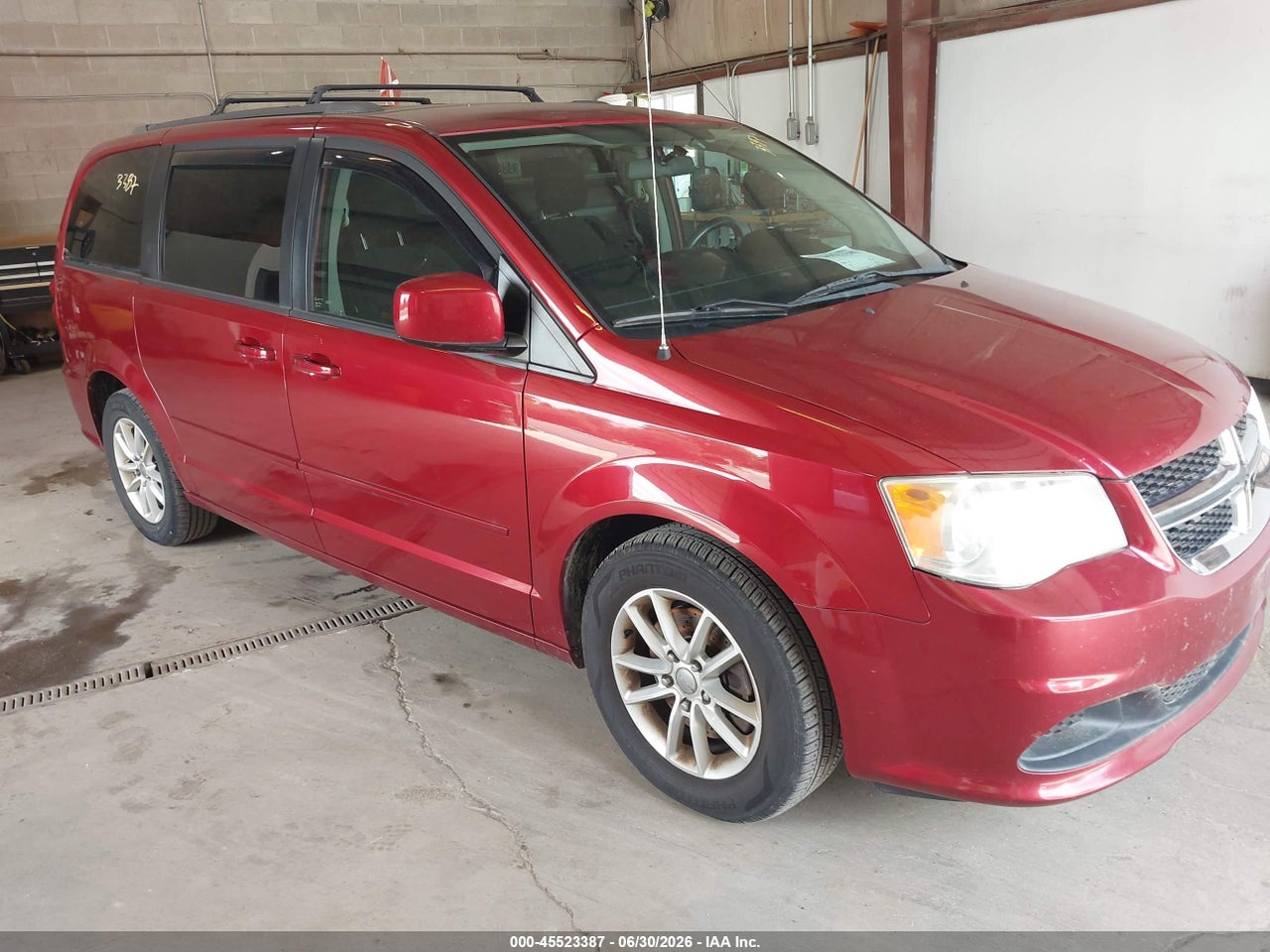 2C4RDGCG9ER****** · 2014 DODGE GRAND CARAVAN SXT