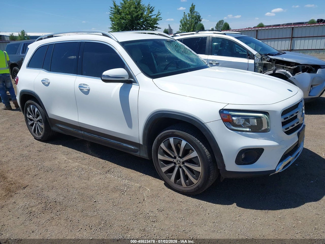W1N4M4HB1NW****** · 2022 MERCEDES-BENZ GLB 250 4MATIC