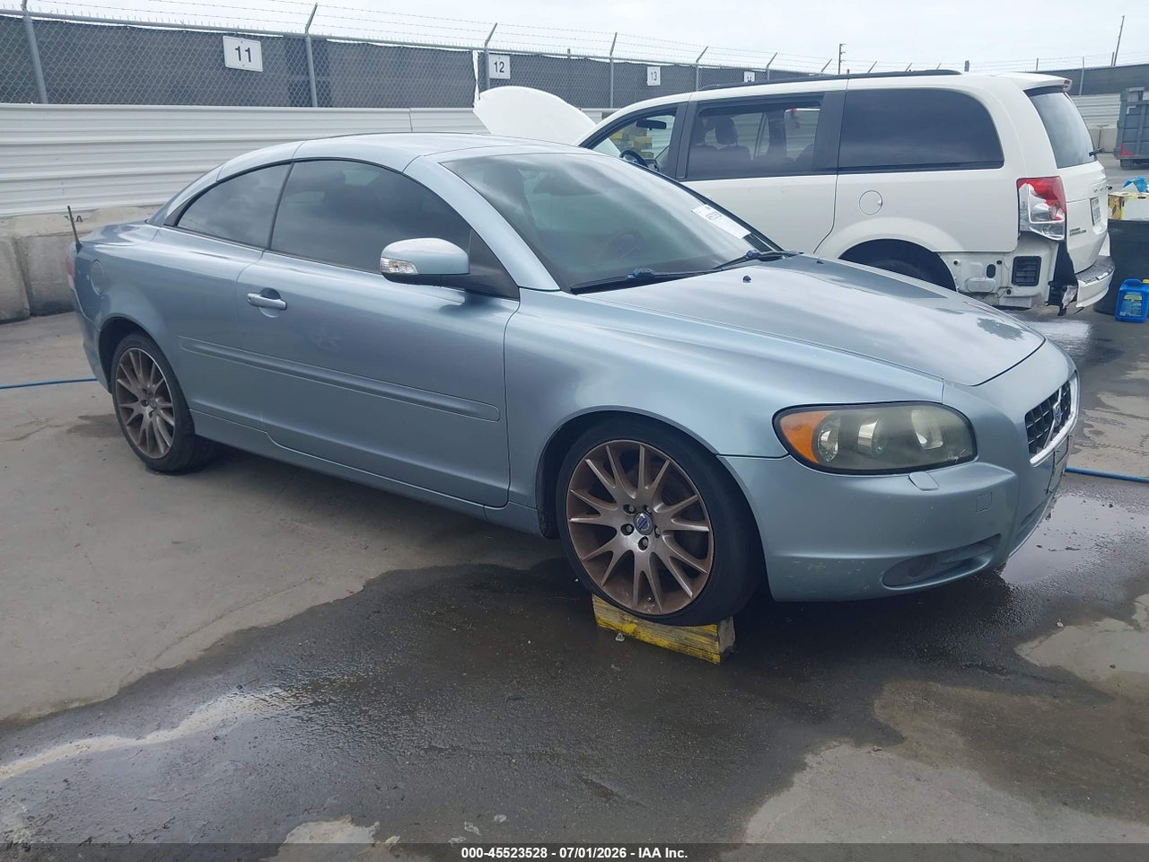YV1MC67288J****** · 2008 VOLVO C70 T5 M