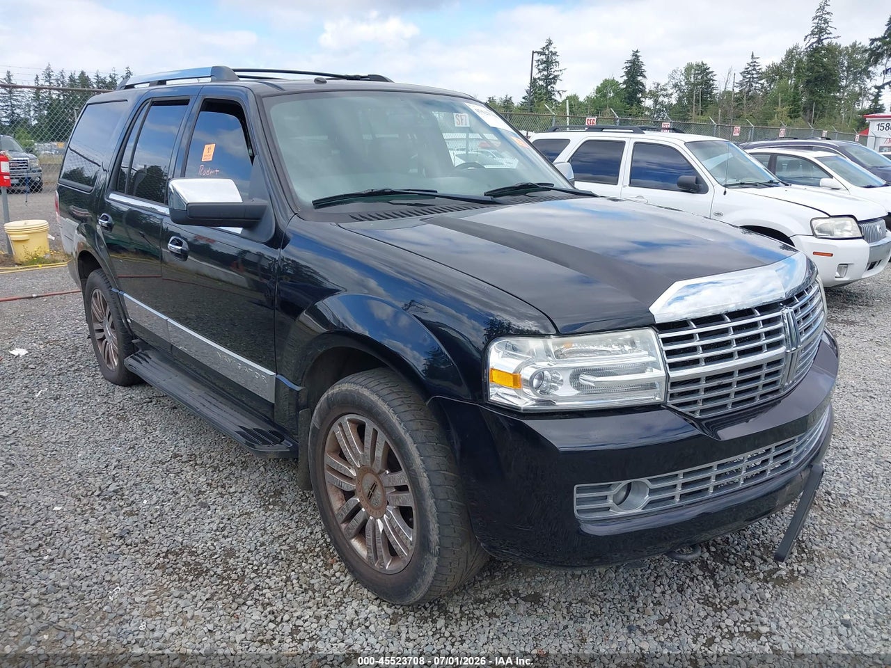 5LMFU285X7L****** · 2007 LINCOLN NAVIGATOR ULTIMATE