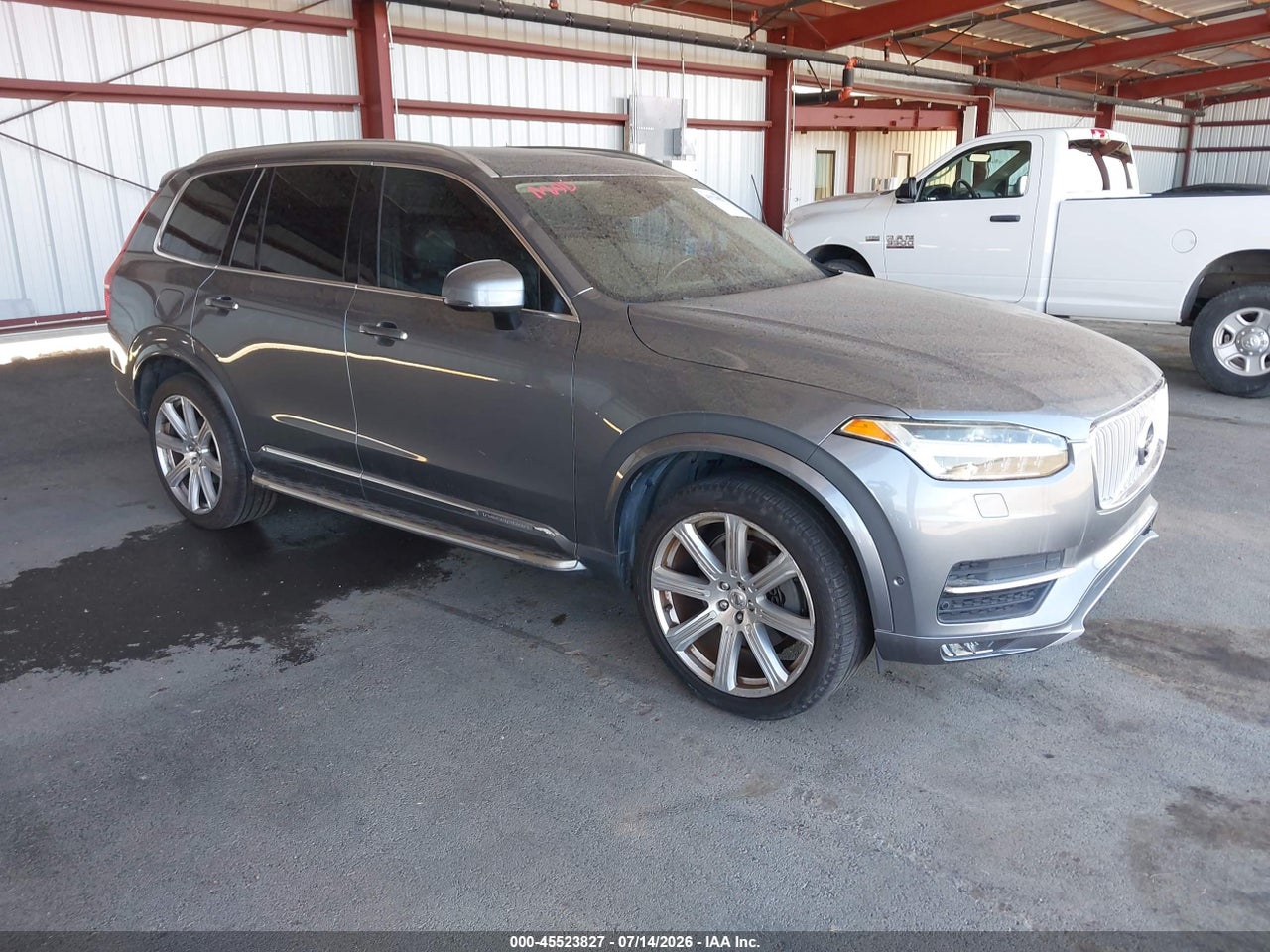 YV4A22PL7G1****** · 2016 VOLVO XC90 T6 INSCRIPTION