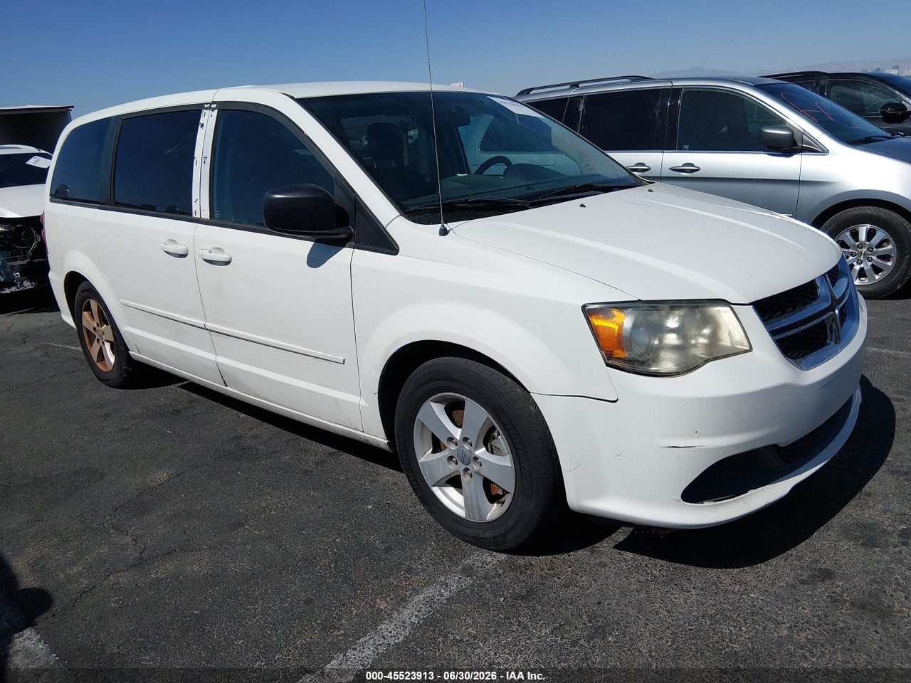 2C4RDGBG1DR****** · 2013 DODGE GRAND CARAVAN SE