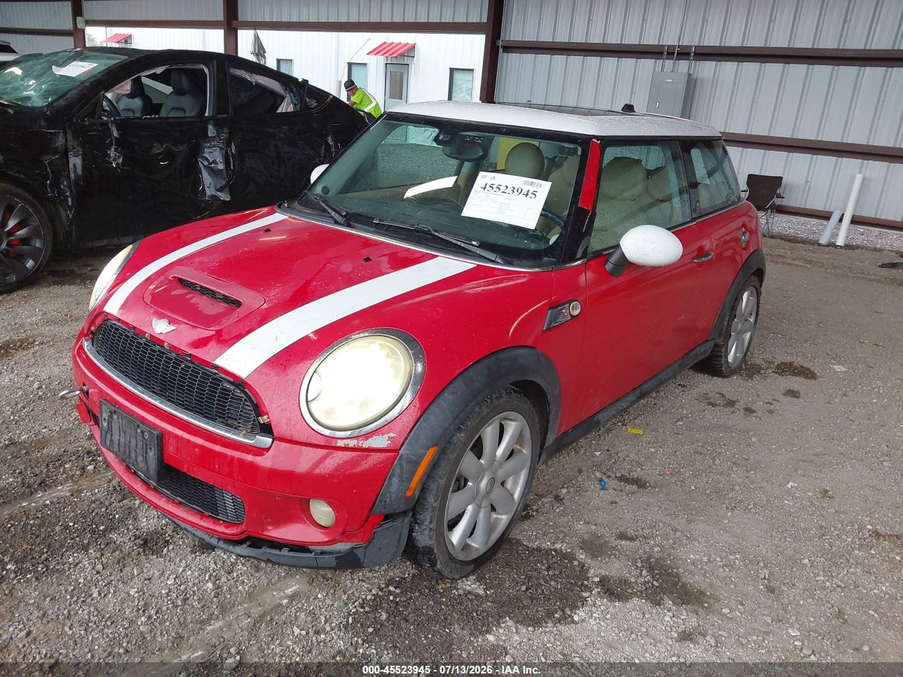 2008 MINI COOPER S   · 2/11