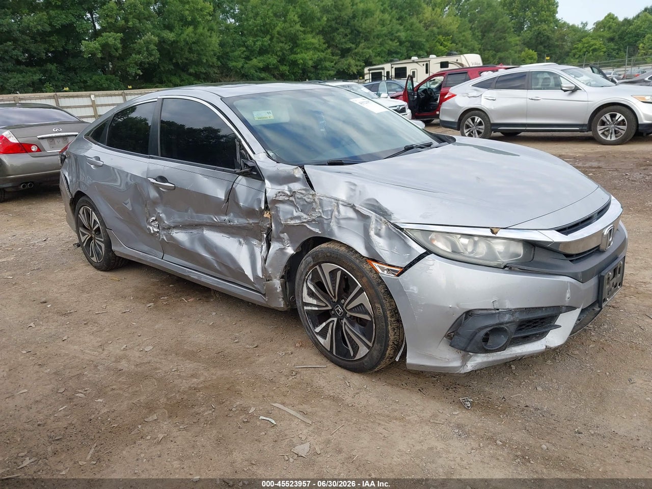 19XFC1F32HE****** · 2017 HONDA CIVIC EX-T