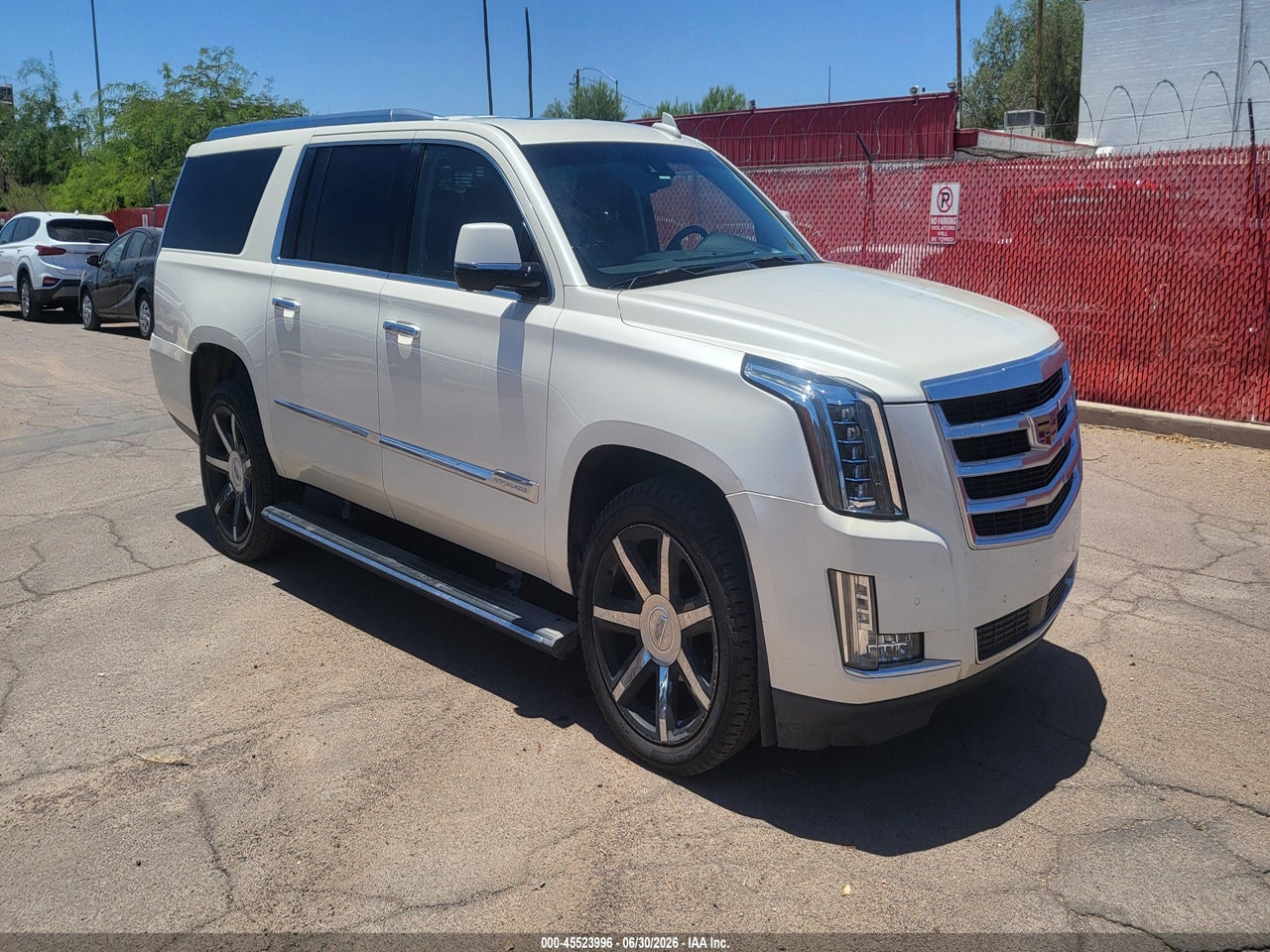 1GYS4TKJ1FR****** · 2015 CADILLAC ESCALADE ESV PREMIUM