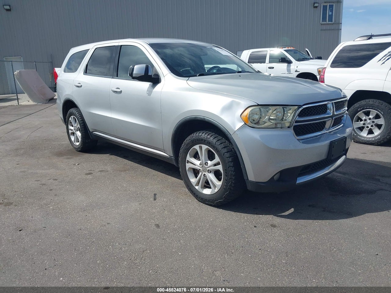 1D4RE2GG2BC****** · 2011 DODGE DURANGO EXPRESS
