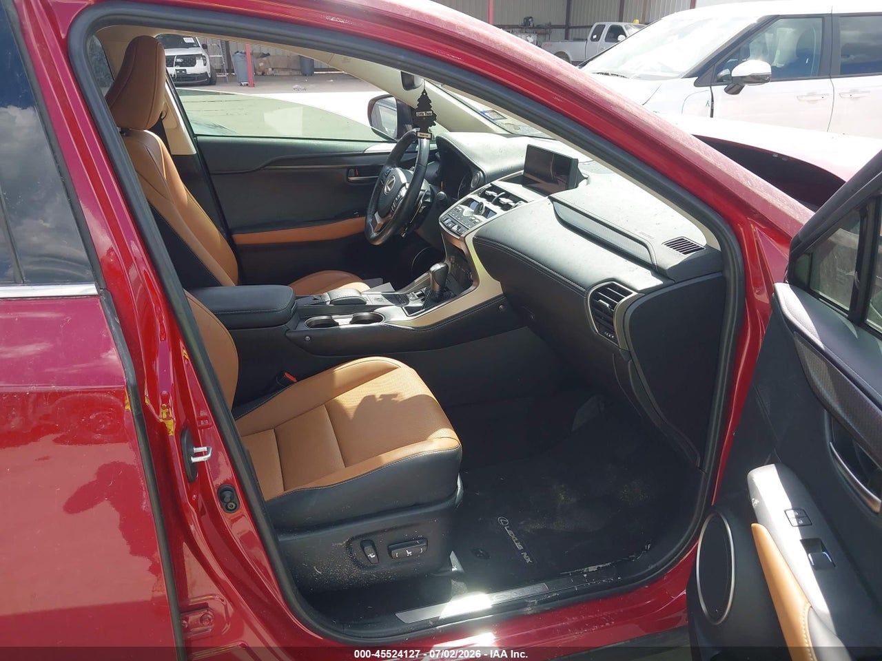 2020 LEXUS NX 300   · 5/11