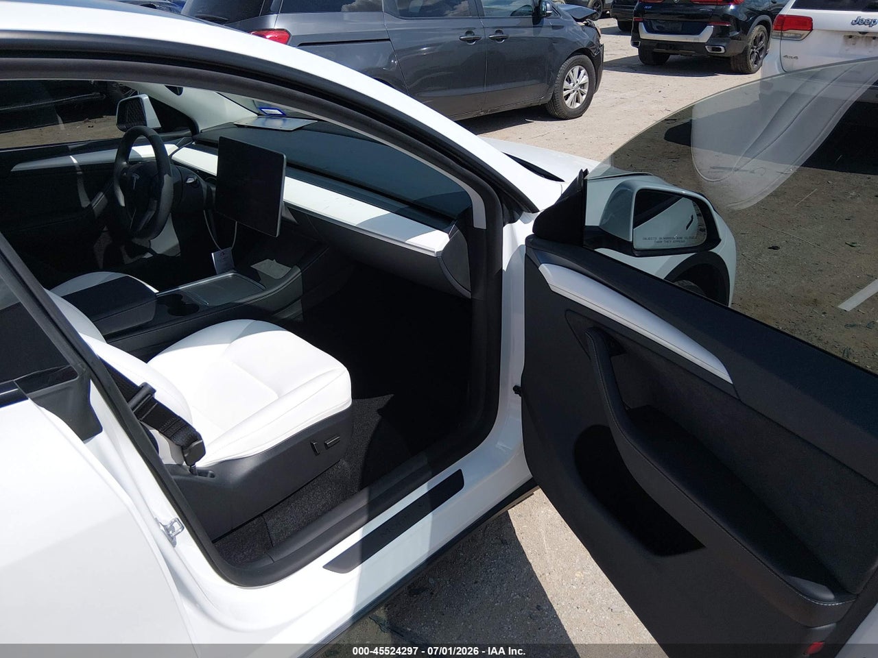 2024 TESLA MODEL Y LONG RANGE DUAL MOTOR ALL-WHEEL DRIVE · 5/9