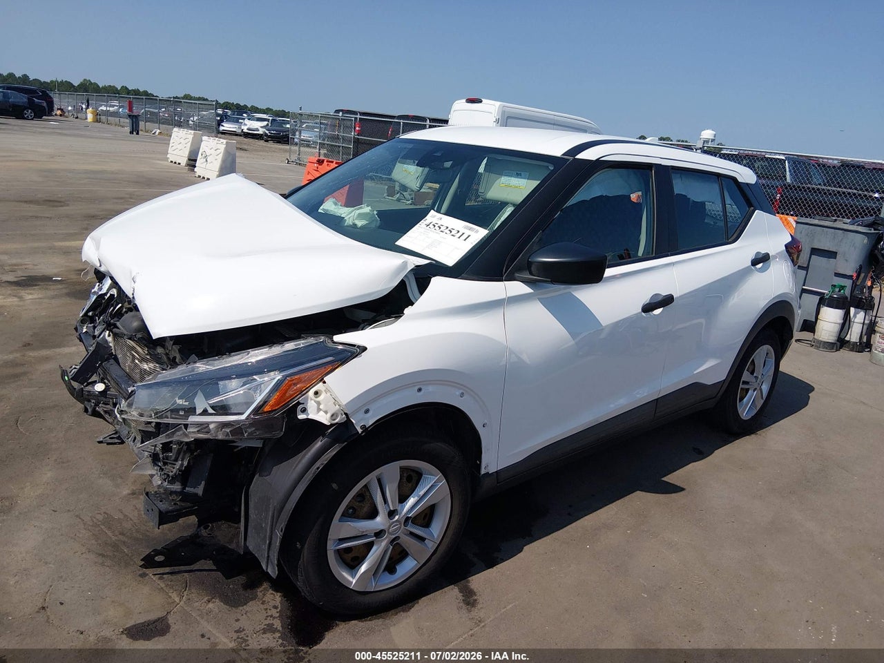 2021 NISSAN KICKS S XTRONIC CVT · 2/10
