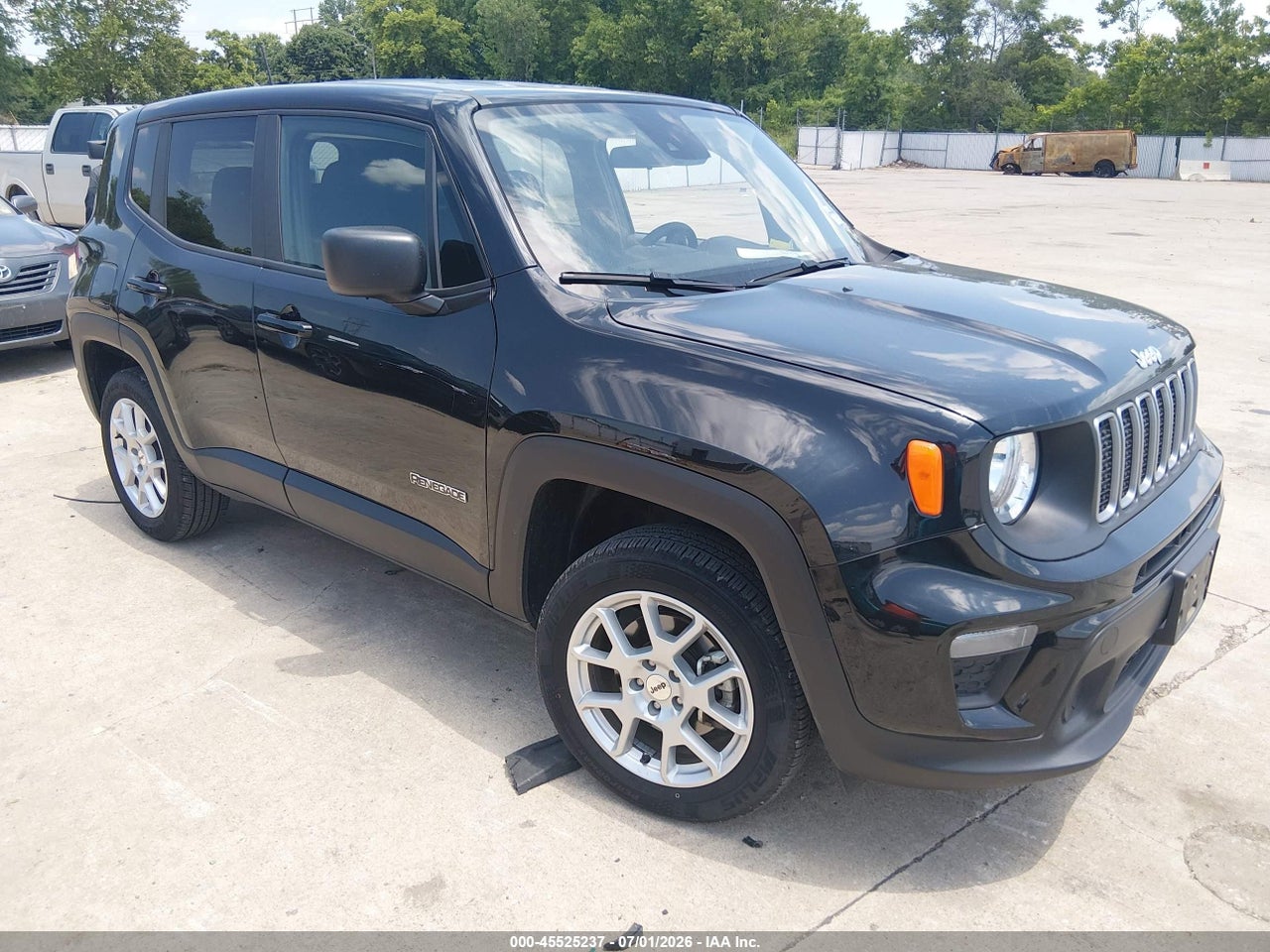 ZACNJDB12PP****** · 2023 JEEP RENEGADE LATITUDE 4X4