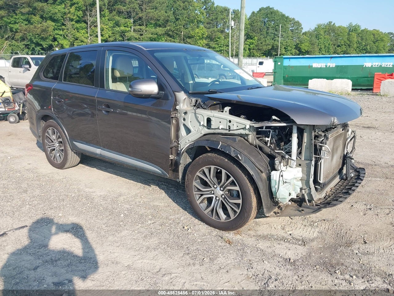 JA4AD3A33HZ****** · 2017 MITSUBISHI OUTLANDER SE
