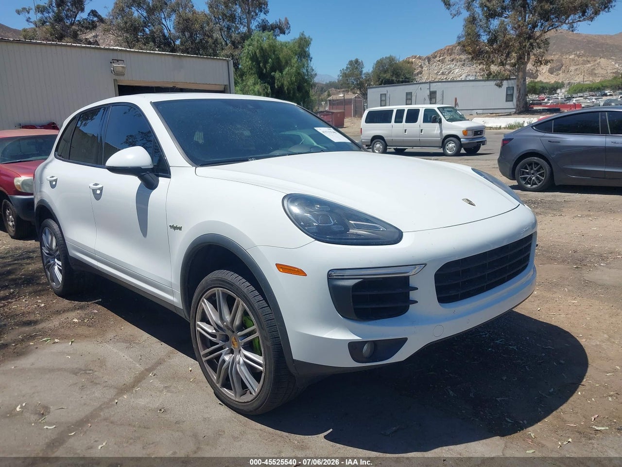 WP1AE2A28GL****** · 2016 PORSCHE CAYENNE E-HYBRID S